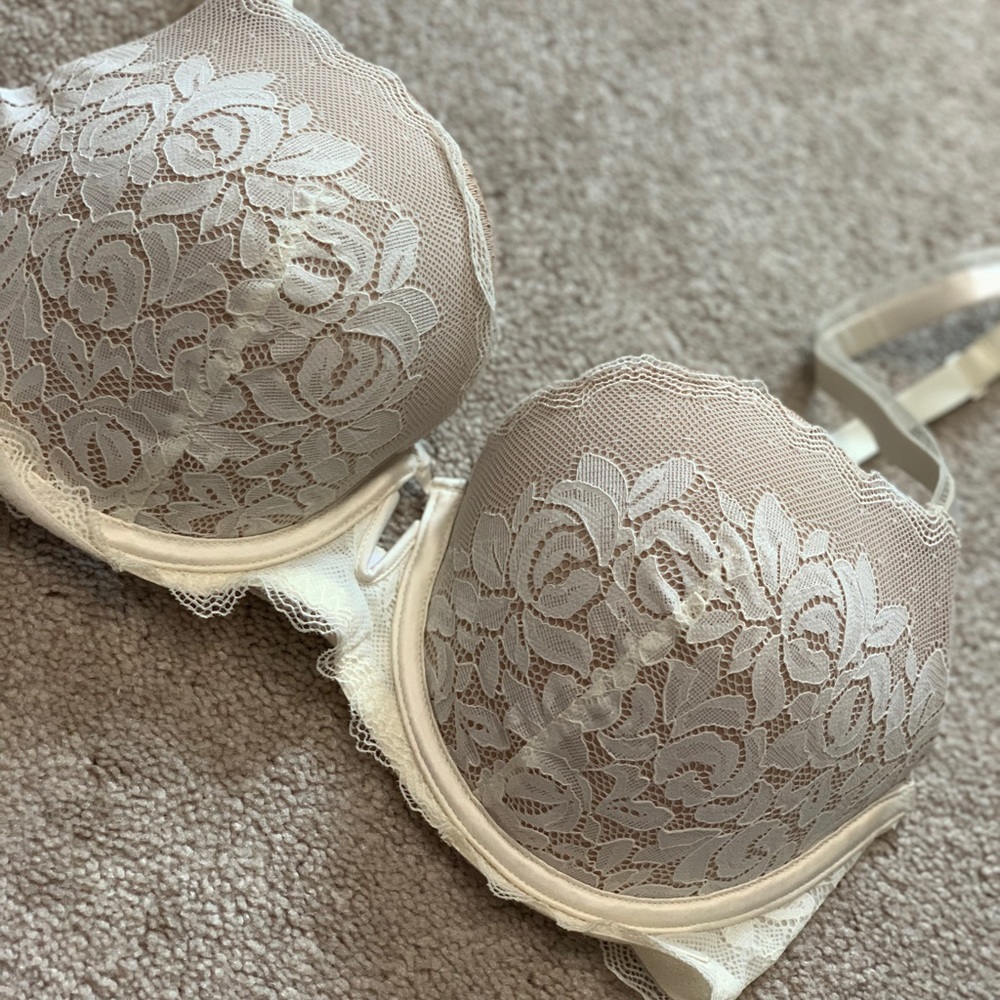 Calvin Klein padded ivory bra. Never worn